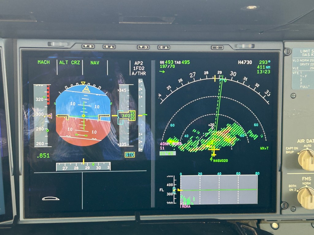 Atravesando una zona de turbulencias en el Atlántico a FL340.